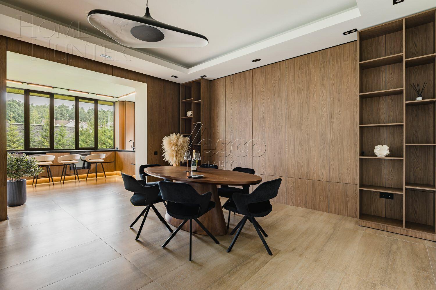 2-этажный коттедж 340 м² с отделкой