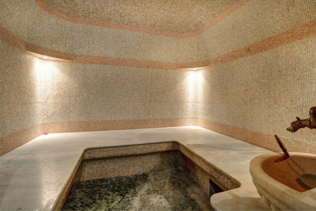 КОТТЕДЖ 1 600 м² с отделкой