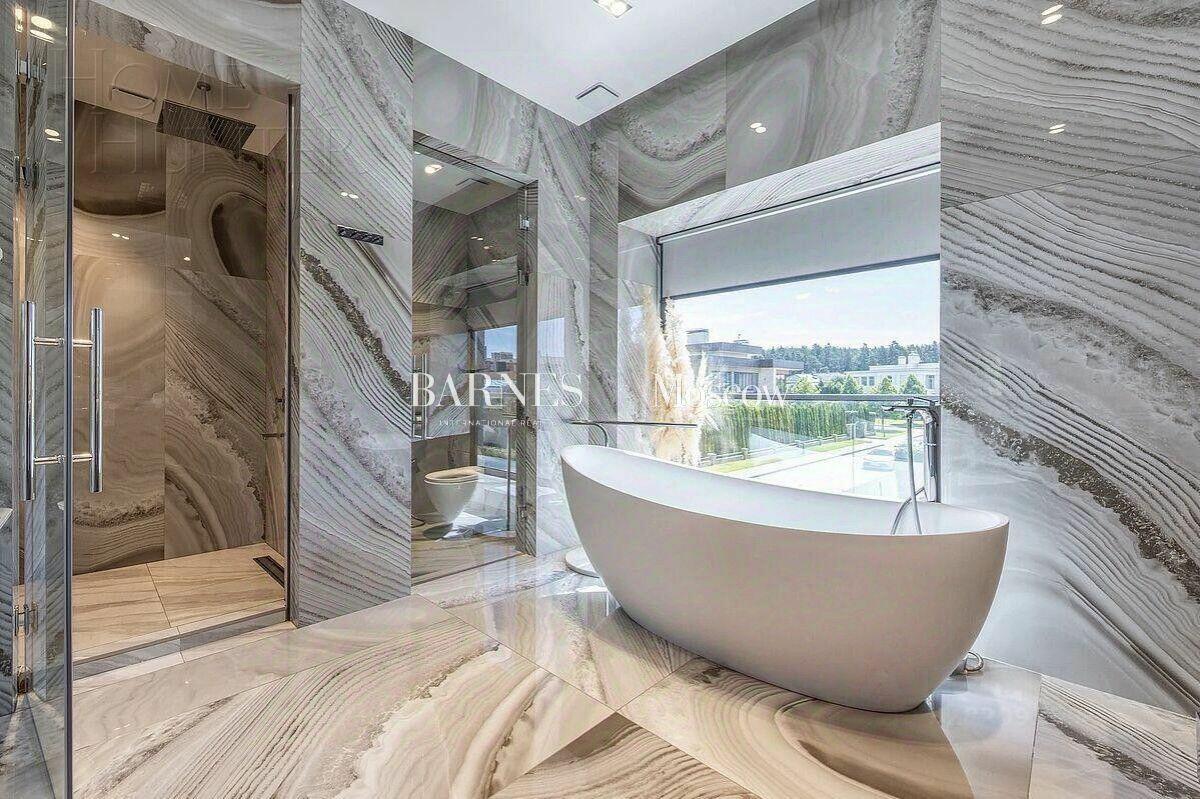 2-этажный коттедж 570 м² с отделкой