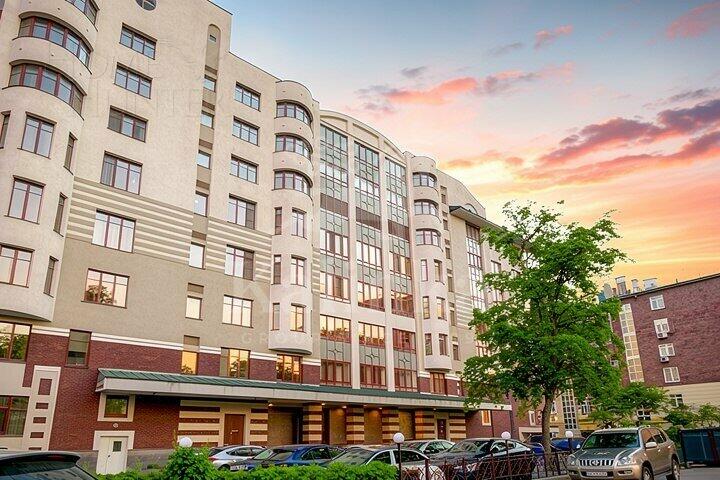 4-КОМН. КВАРТИРА С ОТДЕЛКОЙ 190 М² НА 7 ЭТАЖЕ