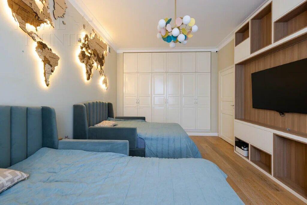 2-этажный таунхаус 240 м² с отделкой