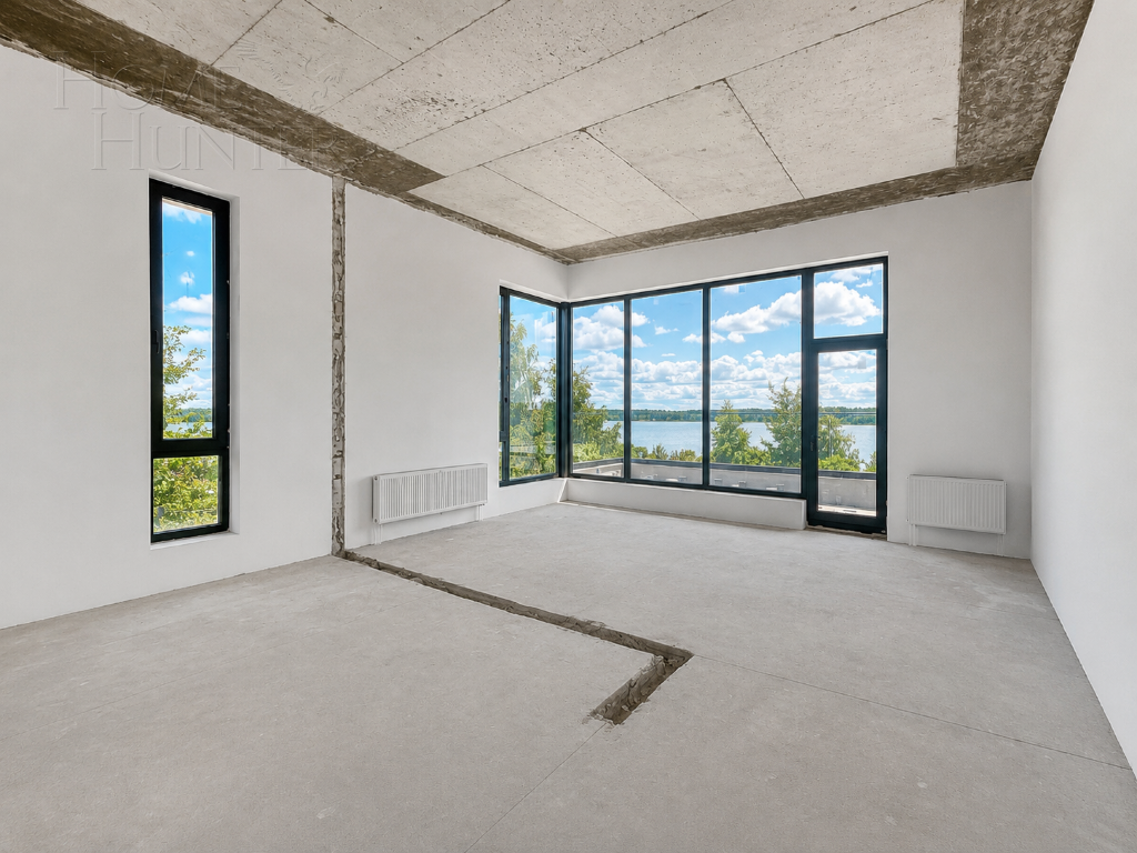 3-этажный коттедж 560 м² без отделки