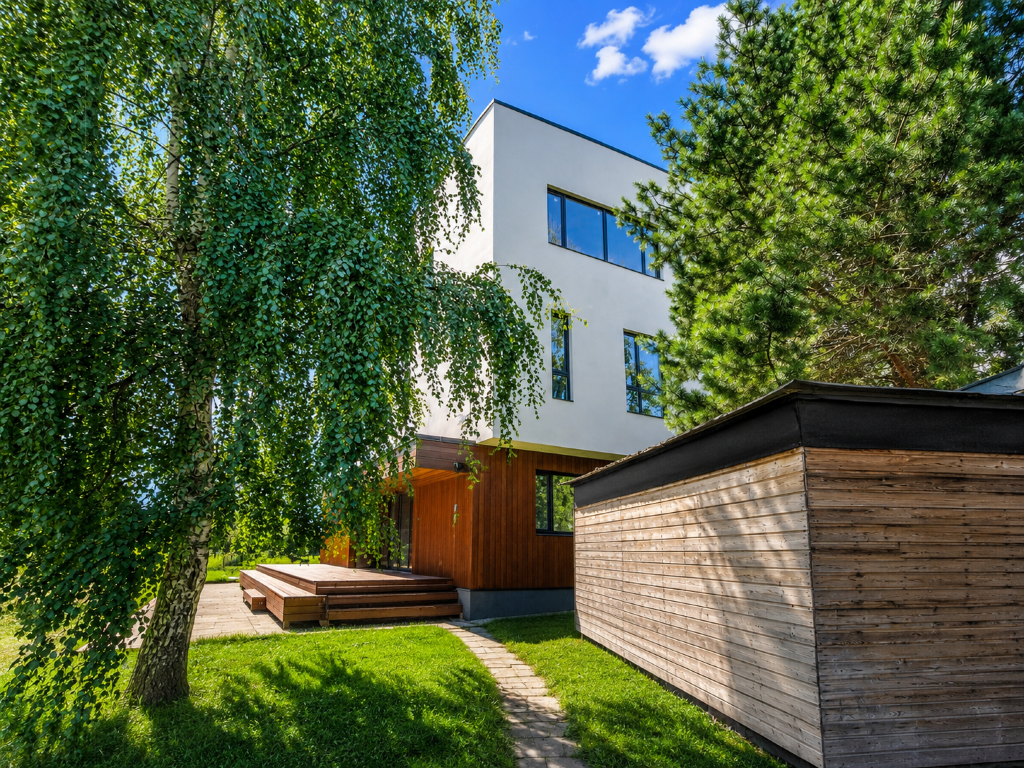 3-этажный коттедж 560 м² без отделки