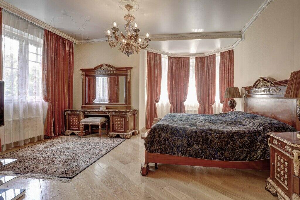 КОТТЕДЖ 1 600 м² с отделкой