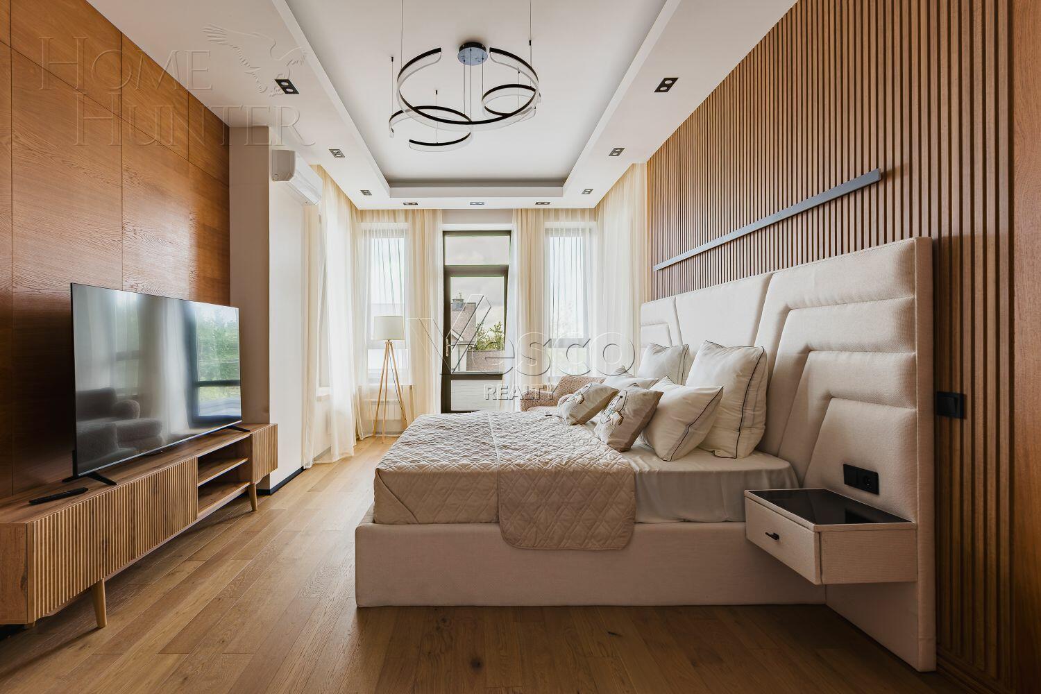 2-этажный коттедж 340 м² с отделкой