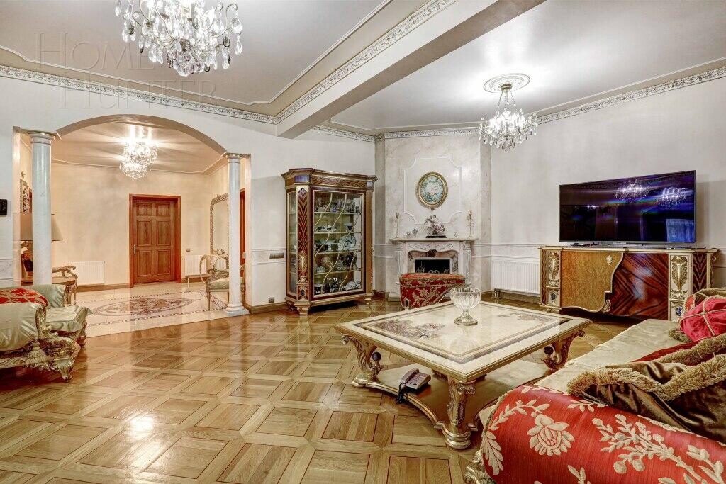 КОТТЕДЖ 1 600 м² с отделкой