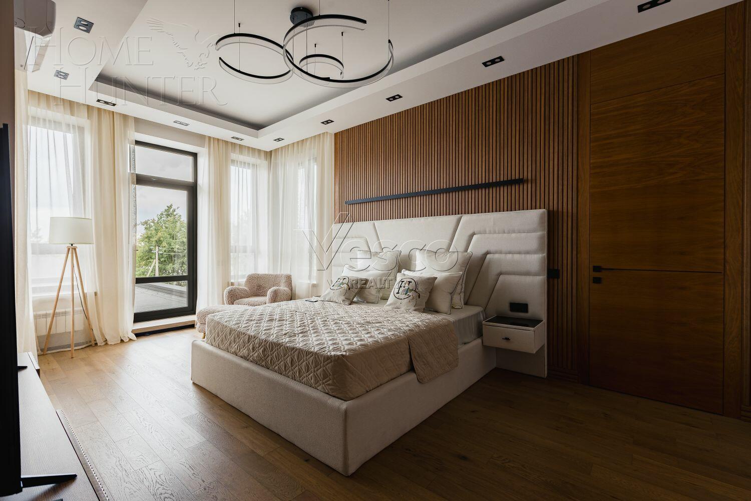 2-этажный коттедж 340 м² с отделкой