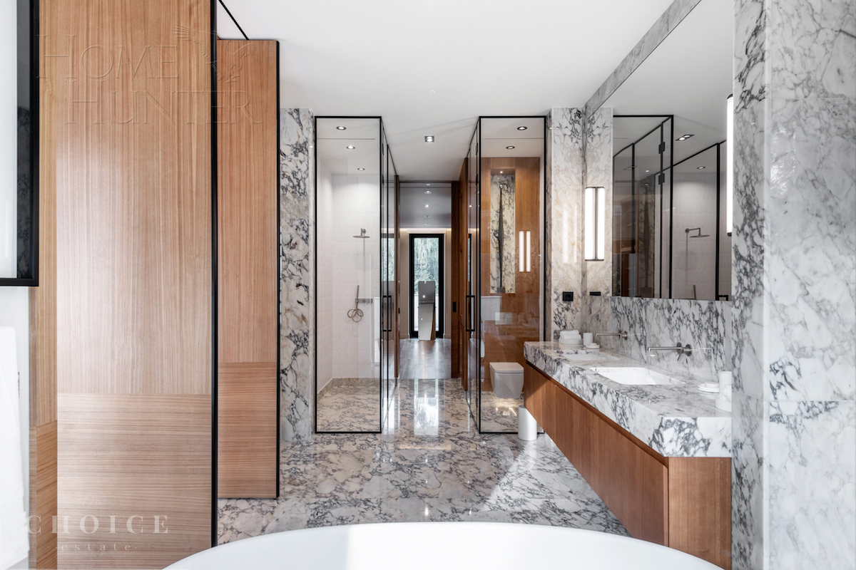 3-этажный коттедж 1 500 м² с отделкой