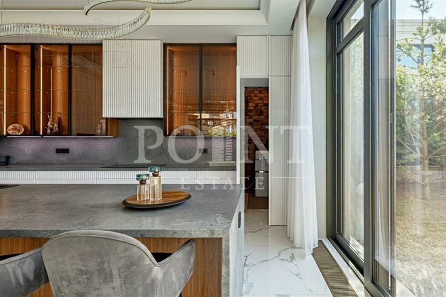 2-этажный коттедж 740 м² с отделкой