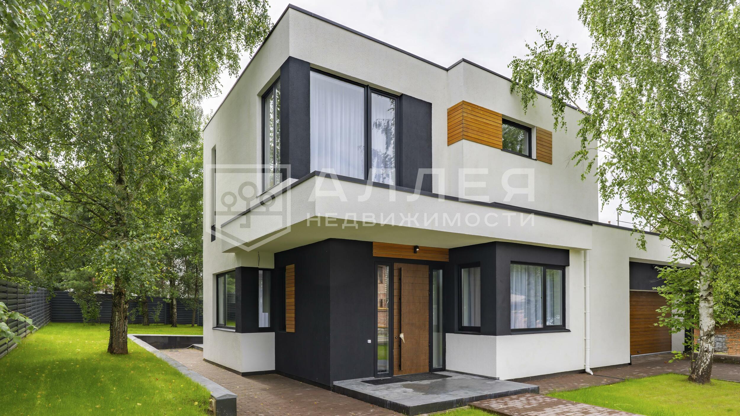 2-этажный коттедж 240 м² с отделкой