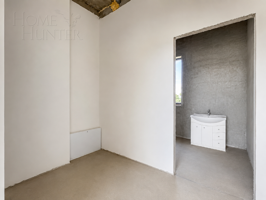 3-этажный коттедж 560 м² без отделки