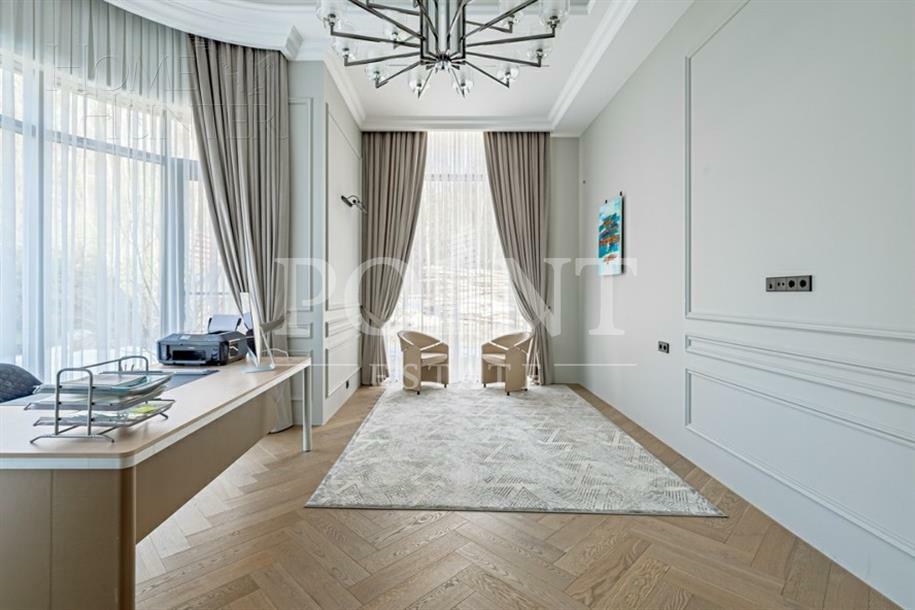 2-этажный коттедж 740 м² с отделкой