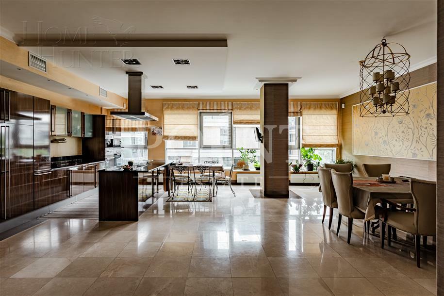 5-КОМН. КВАРТИРА С ОТДЕЛКОЙ 290 М² НА 2 ЭТАЖЕ