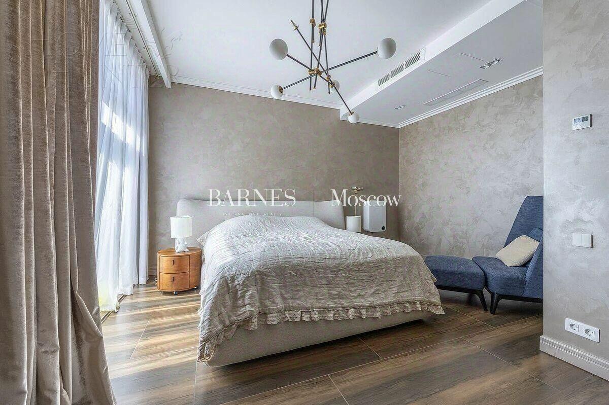2-этажный коттедж 570 м² с отделкой
