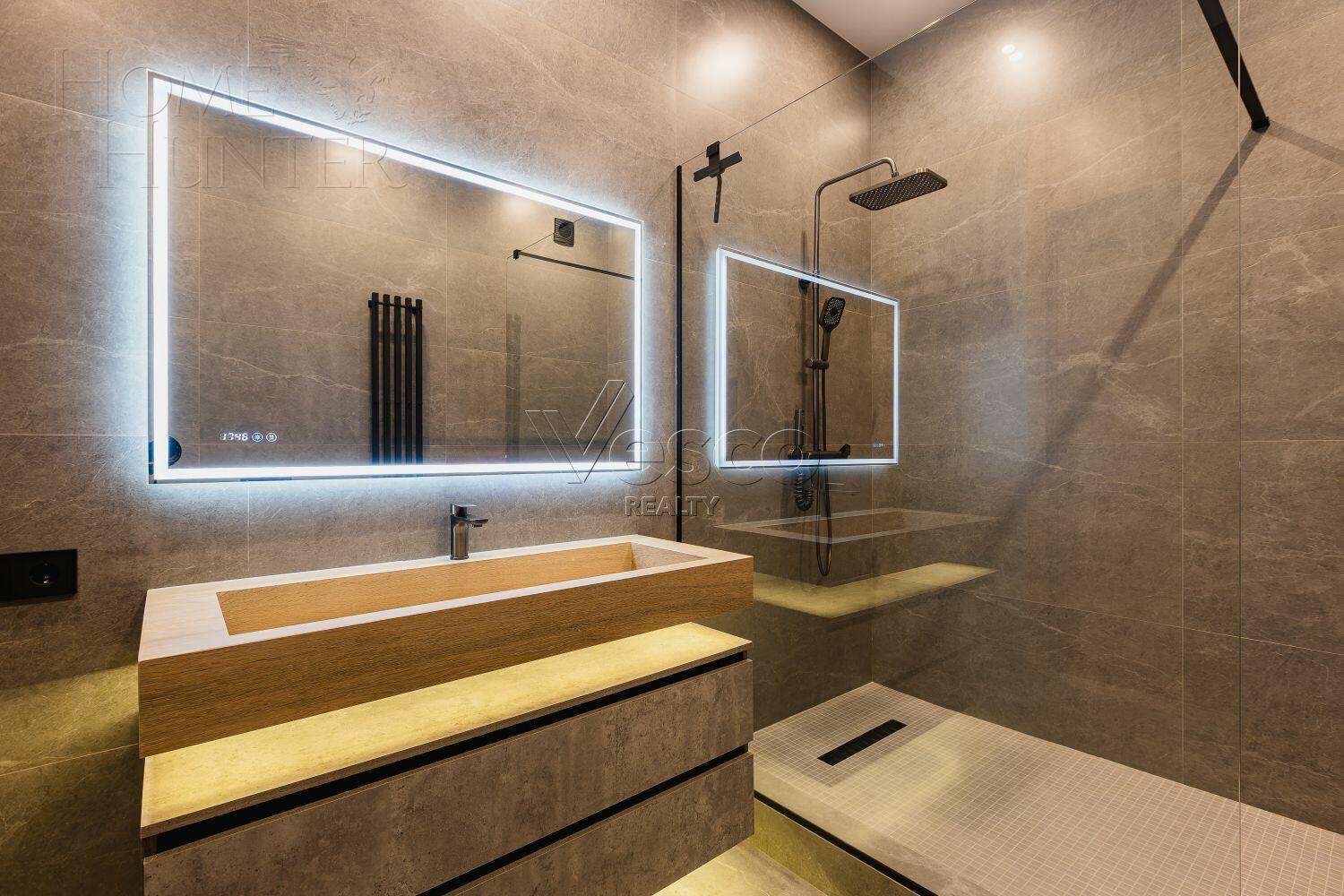 2-этажный коттедж 340 м² с отделкой