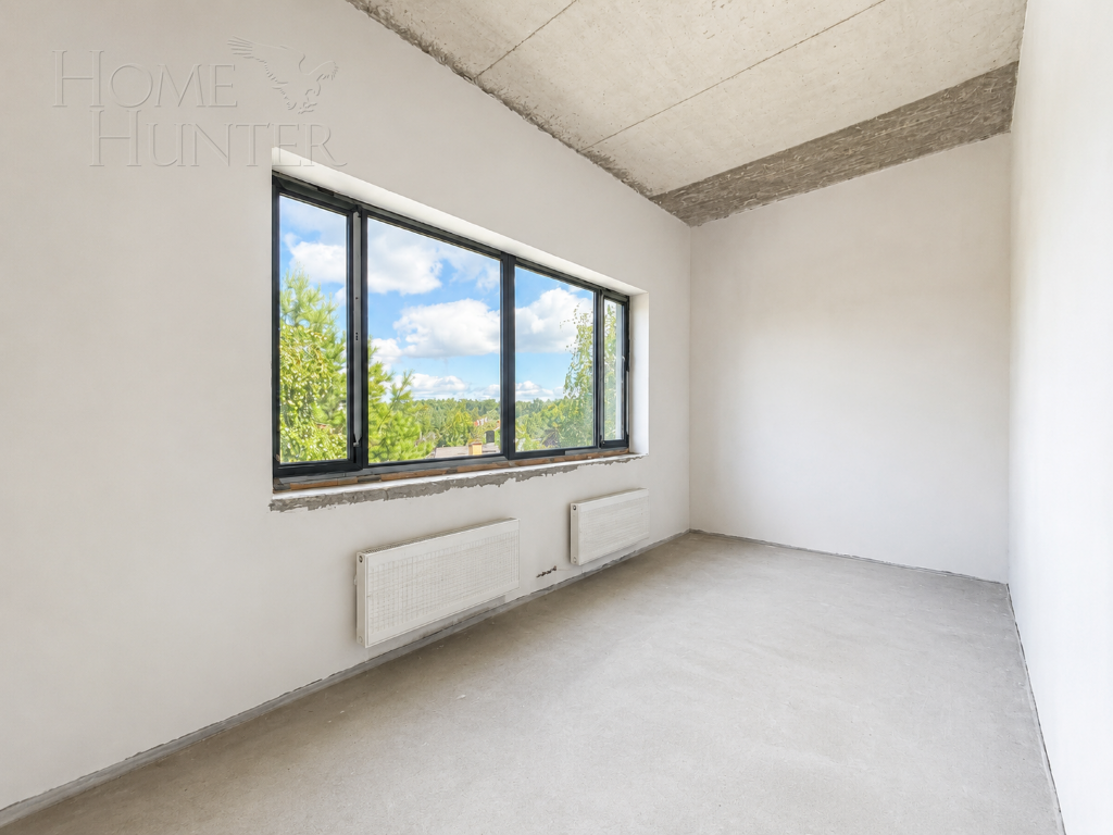 3-этажный коттедж 560 м² без отделки