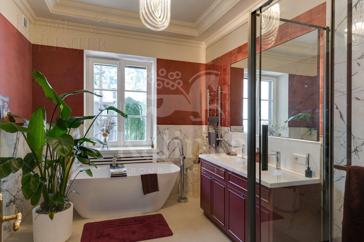 2-этажный коттедж 1 463 м² с отделкой
