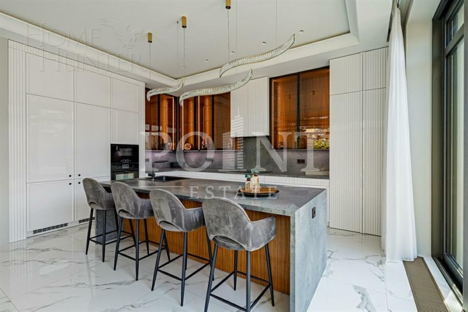 2-этажный коттедж 740 м² с отделкой