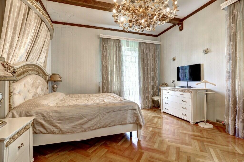 КОТТЕДЖ 1 600 м² с отделкой