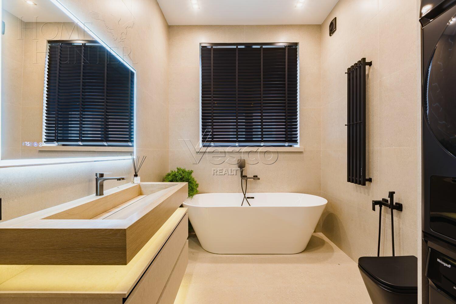 2-этажный коттедж 340 м² с отделкой