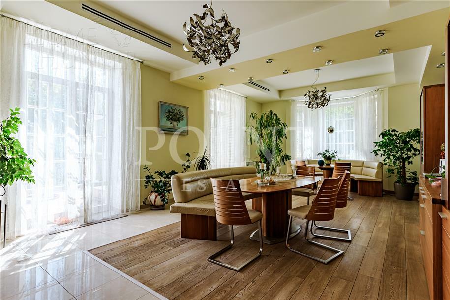 2-этажный коттедж 617.5 м² с отделкой