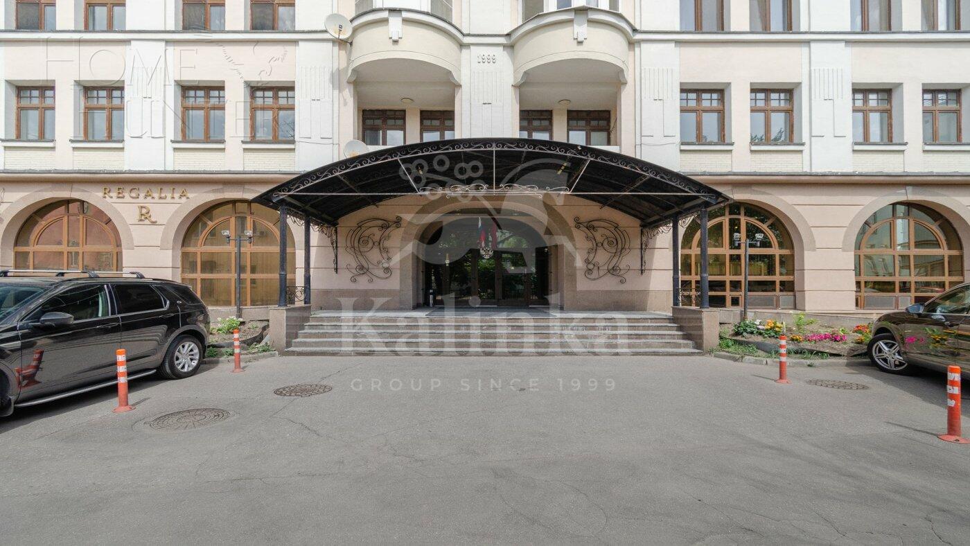 5-КОМН. КВАРТИРА С ОТДЕЛКОЙ 160 М² НА 8 ЭТАЖЕ