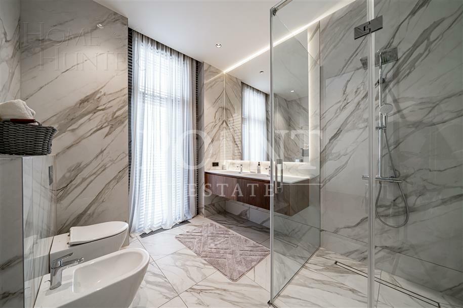2-этажный коттедж 1 300 м² с отделкой
