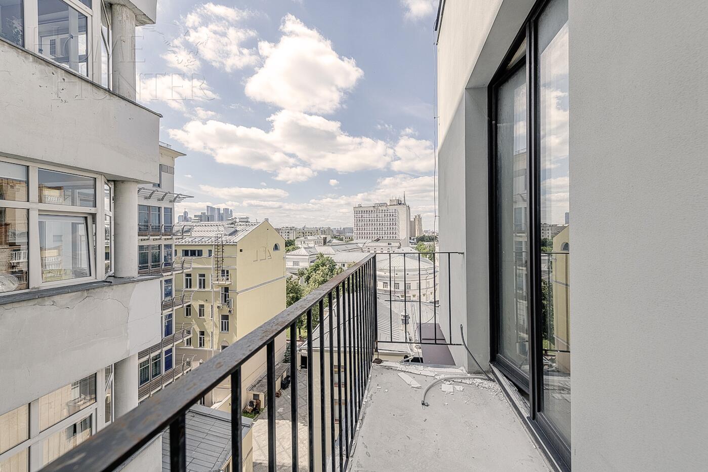 2-УРОВНЕВЫЙ ПЕНТХАУС БЕЗ ОТДЕЛКИ 321.9 М² НА 7 ЭТАЖЕ
