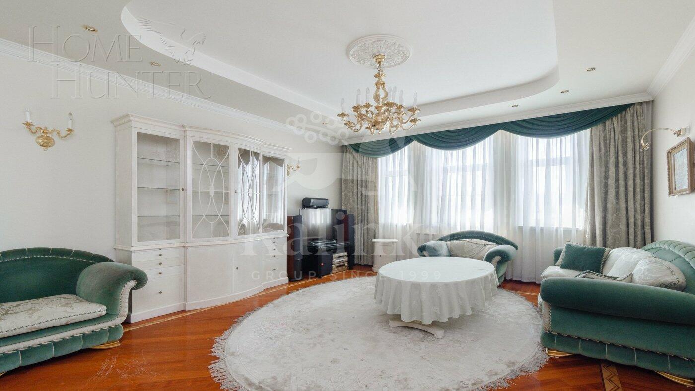5-КОМН. КВАРТИРА С ОТДЕЛКОЙ 160 М² НА 8 ЭТАЖЕ