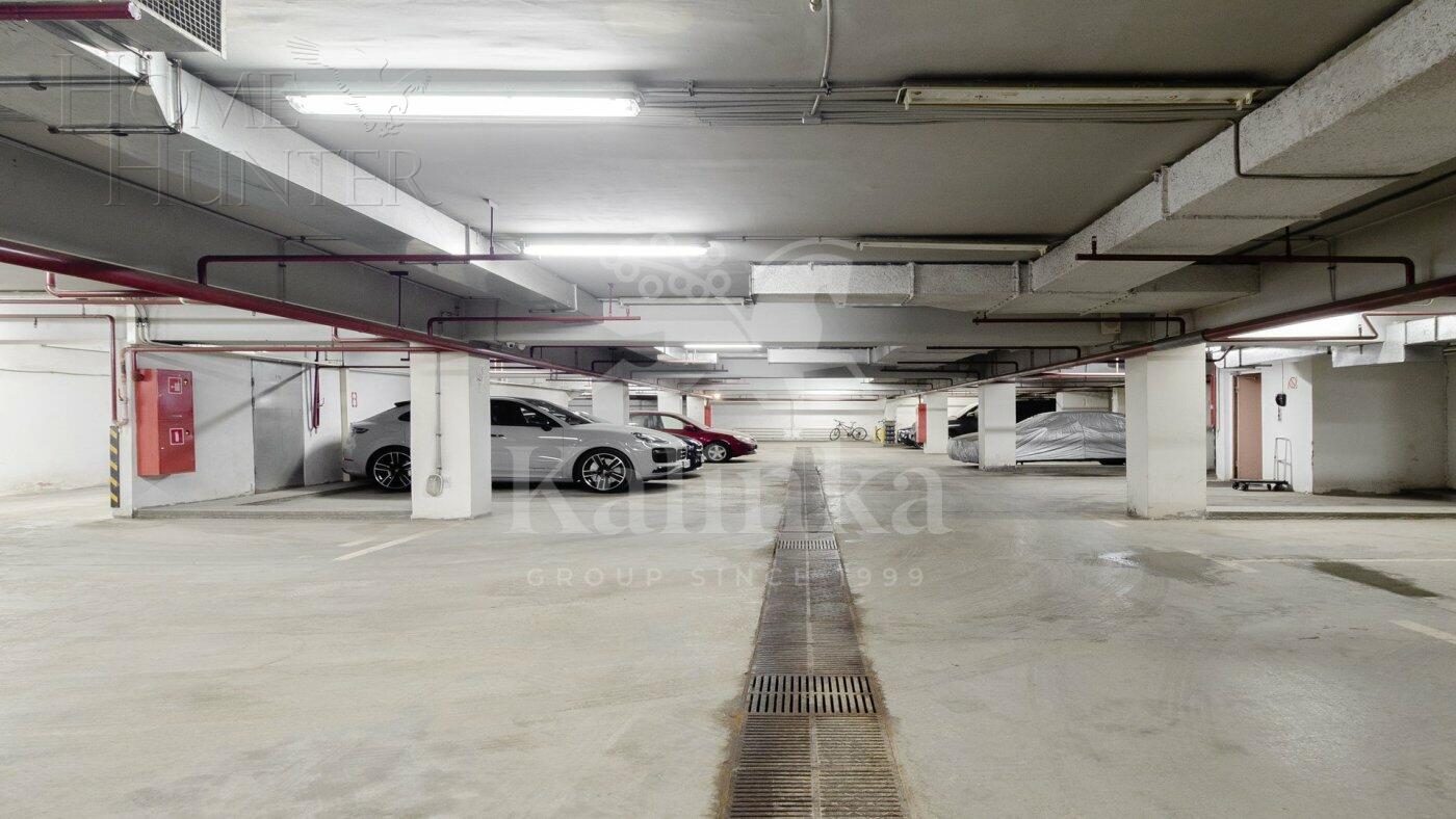 5-КОМН. КВАРТИРА С ОТДЕЛКОЙ 160 М² НА 8 ЭТАЖЕ