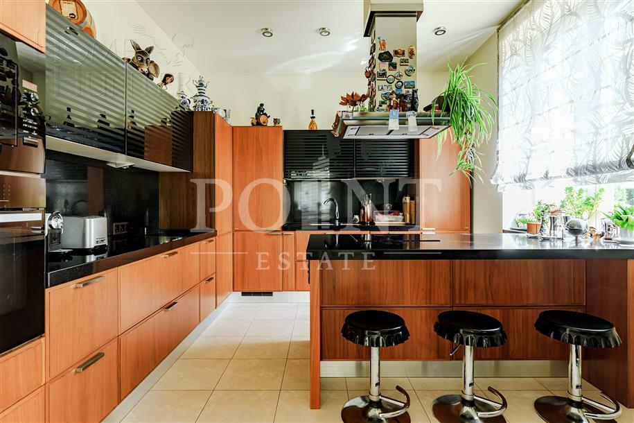 2-этажный коттедж 617.5 м² с отделкой