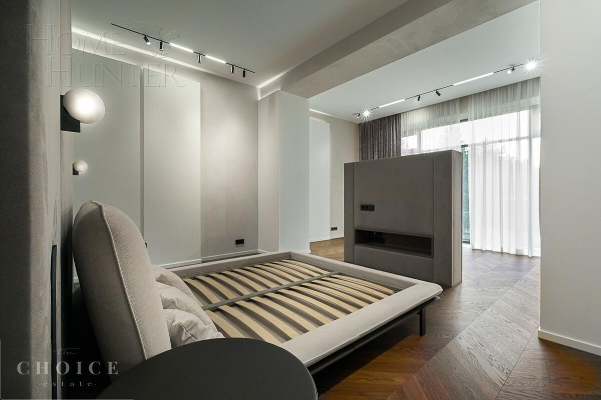 2-этажный коттедж 650 м² с отделкой