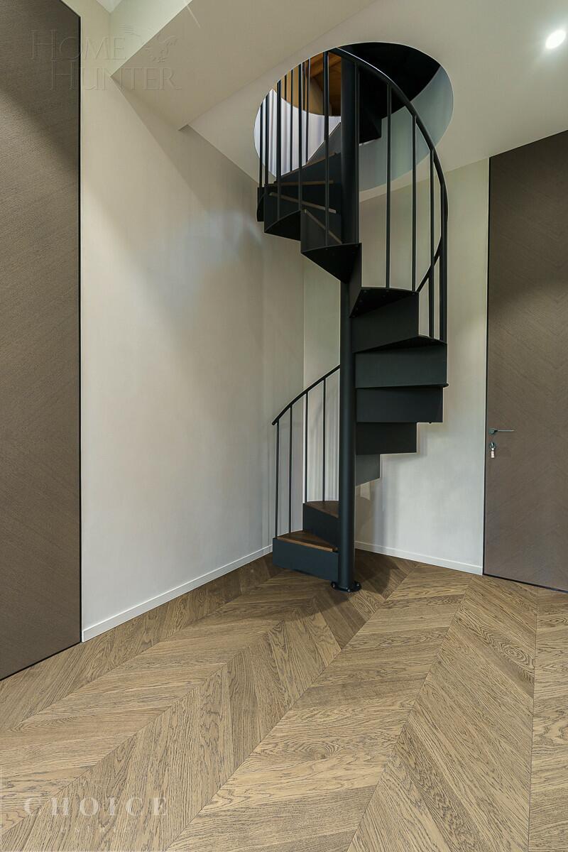 2-этажный коттедж 650 м² с отделкой