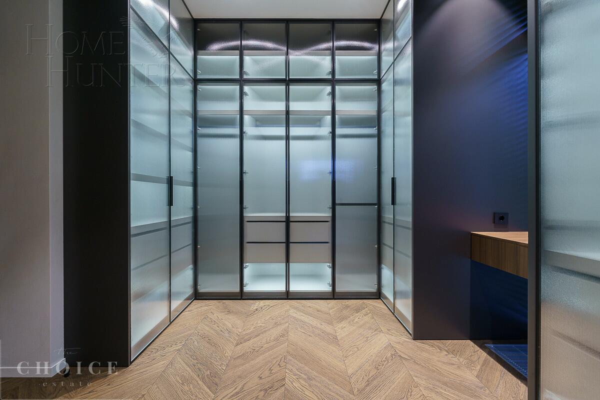 2-этажный коттедж 650 м² с отделкой