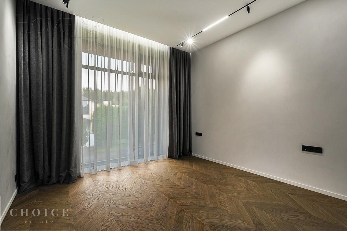 2-этажный коттедж 650 м² с отделкой