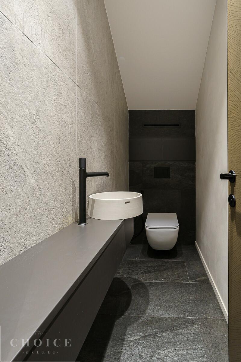 2-этажный коттедж 650 м² с отделкой