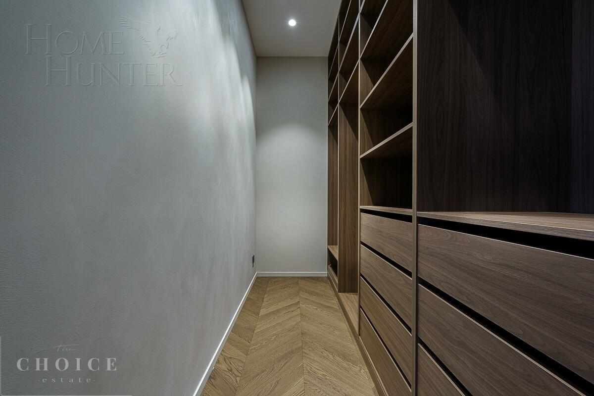 2-этажный коттедж 650 м² с отделкой