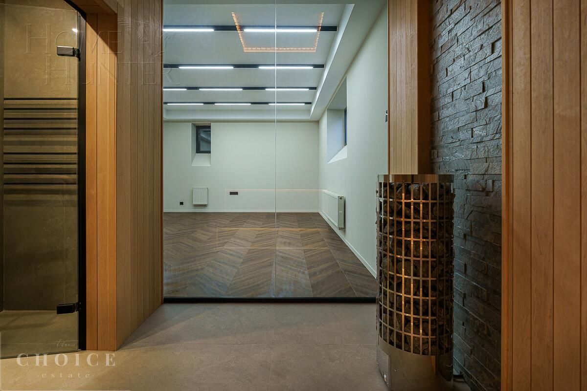 2-этажный коттедж 650 м² с отделкой