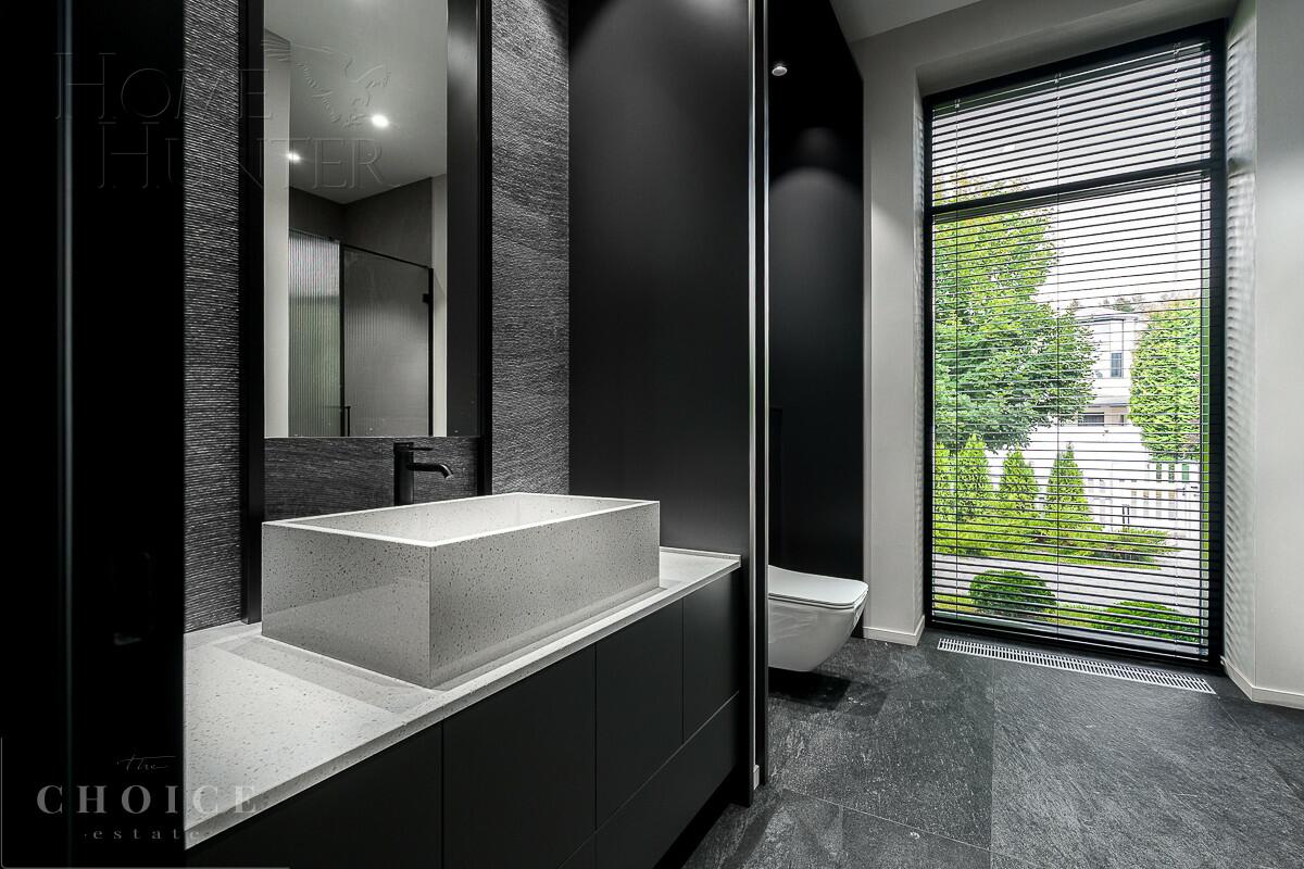 2-этажный коттедж 650 м² с отделкой