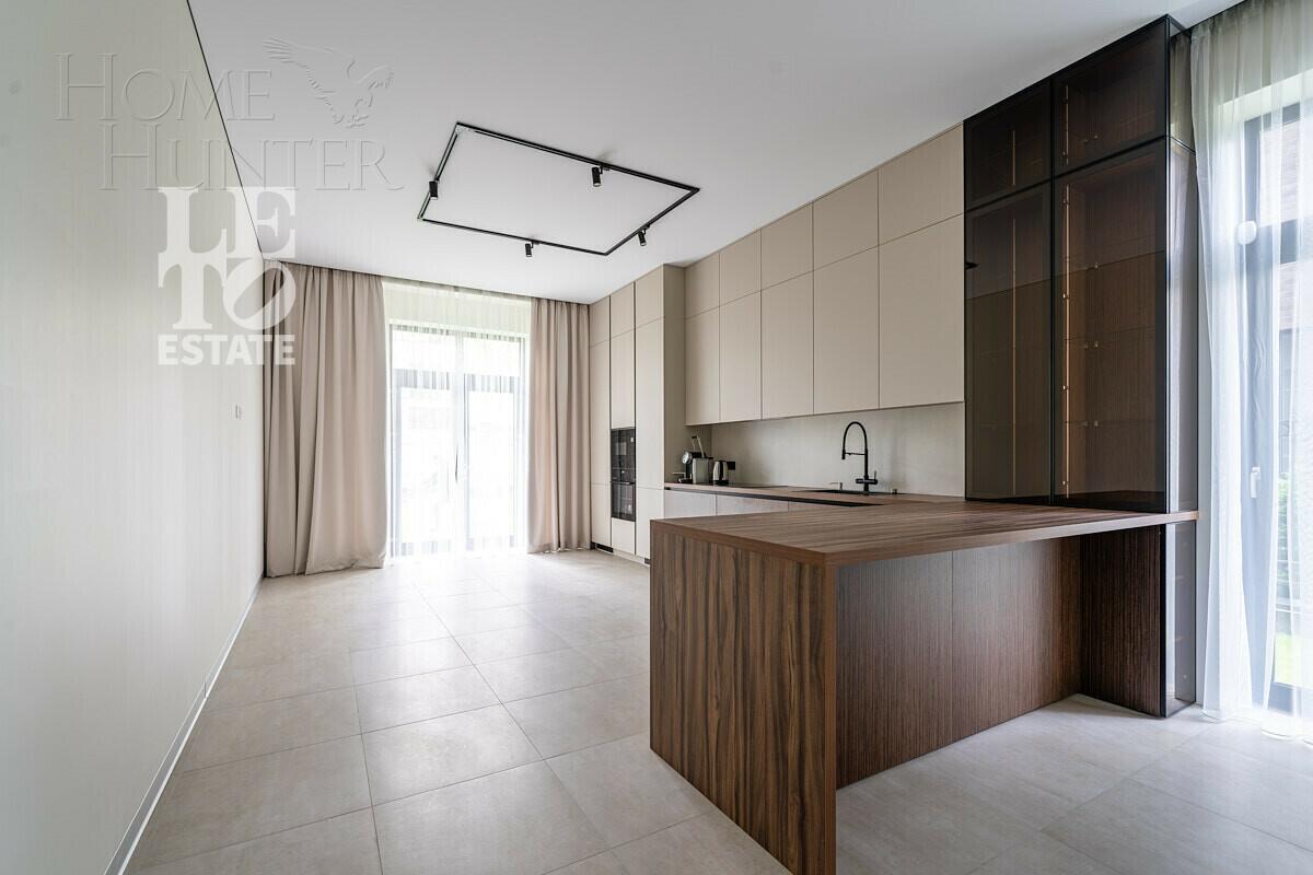 2-этажный коттедж 540.5 м² с отделкой