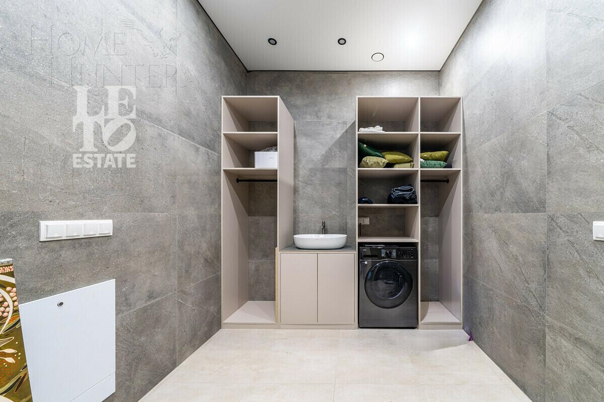 2-этажный коттедж 540.5 м² с отделкой