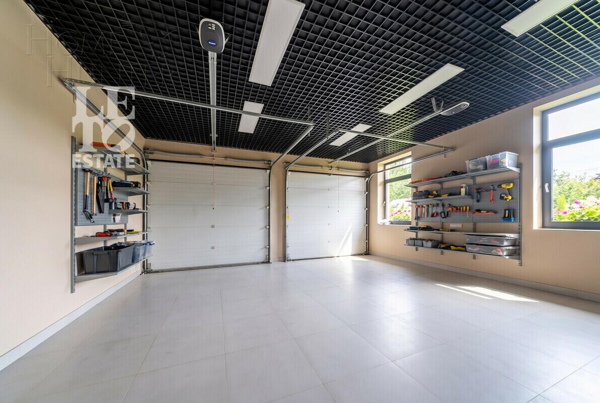 2-этажный коттедж 540.5 м² с отделкой