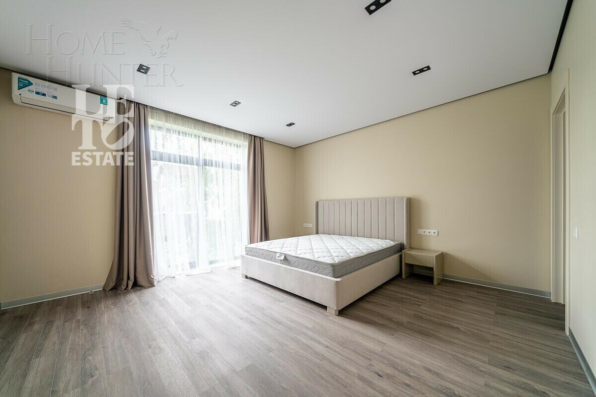 2-этажный коттедж 540.5 м² с отделкой