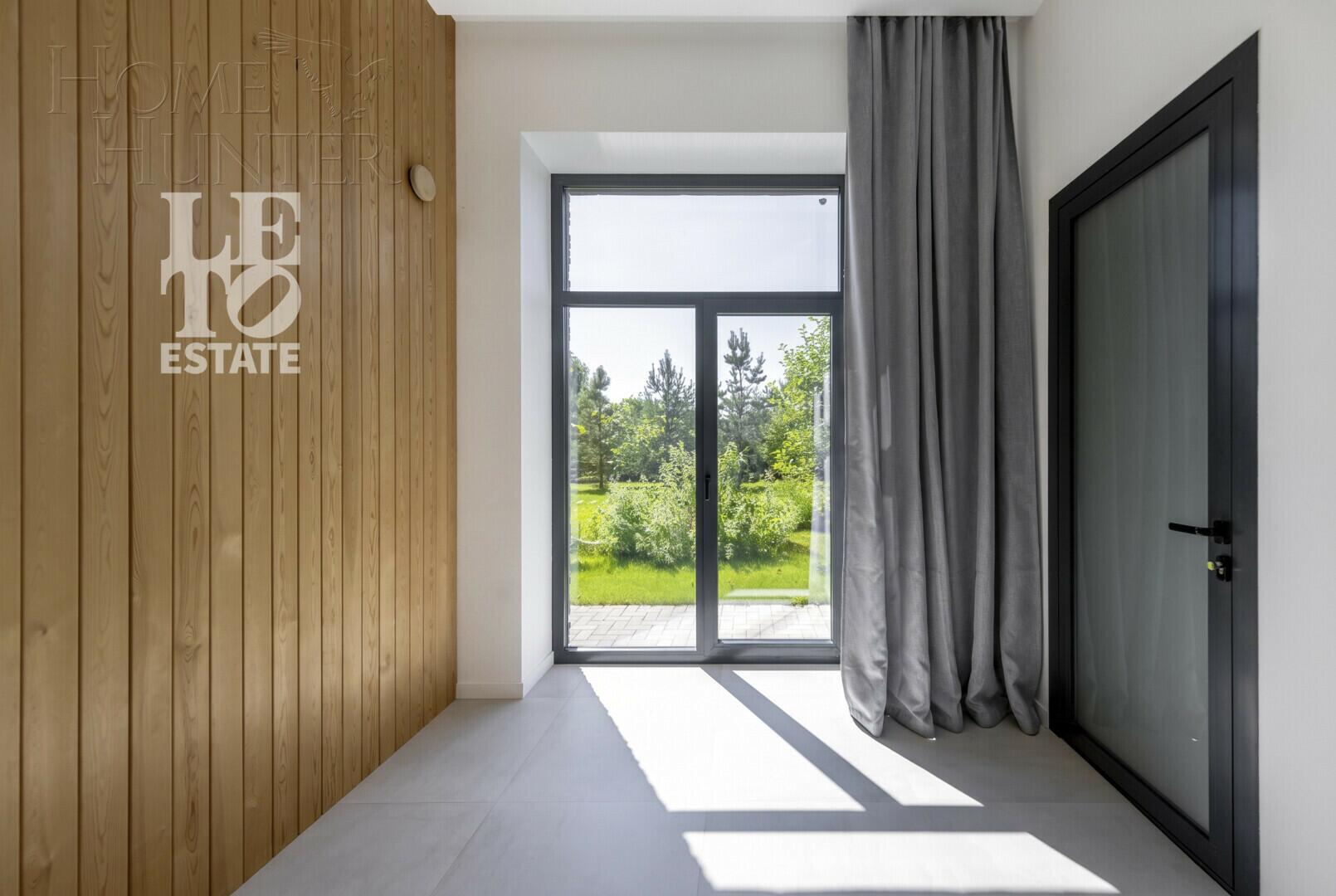2-этажный коттедж 350 м² с отделкой