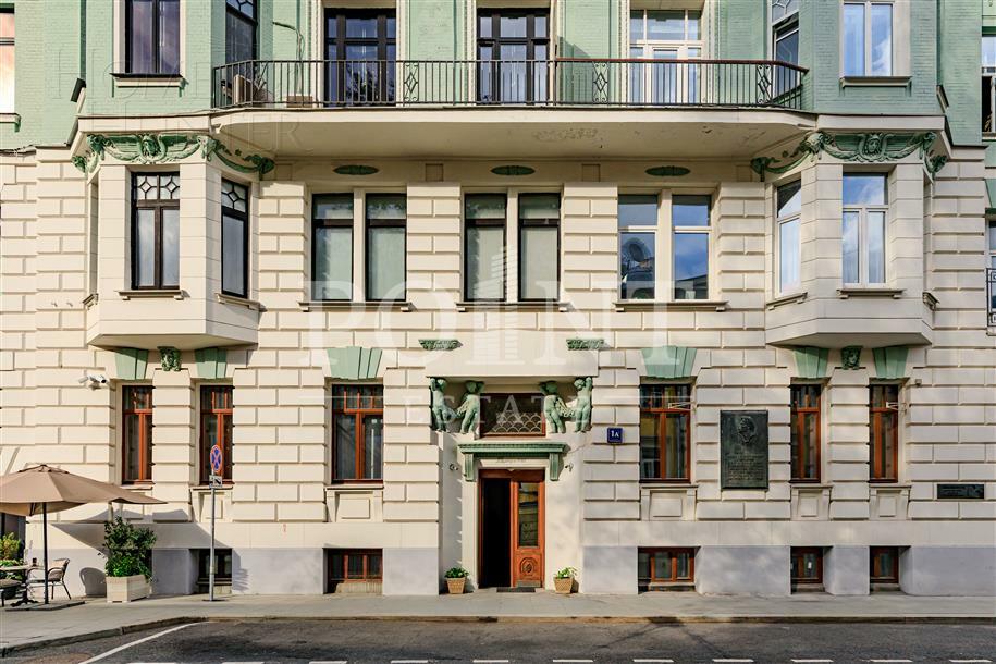 5-КОМН. КВАРТИРА С ОТДЕЛКОЙ 160 М² НА 6 ЭТАЖЕ