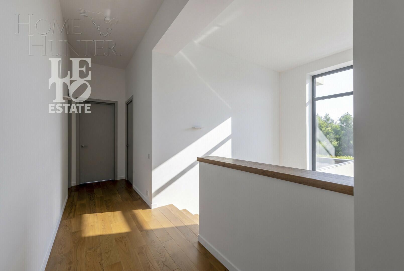 2-этажный коттедж 350 м² с отделкой