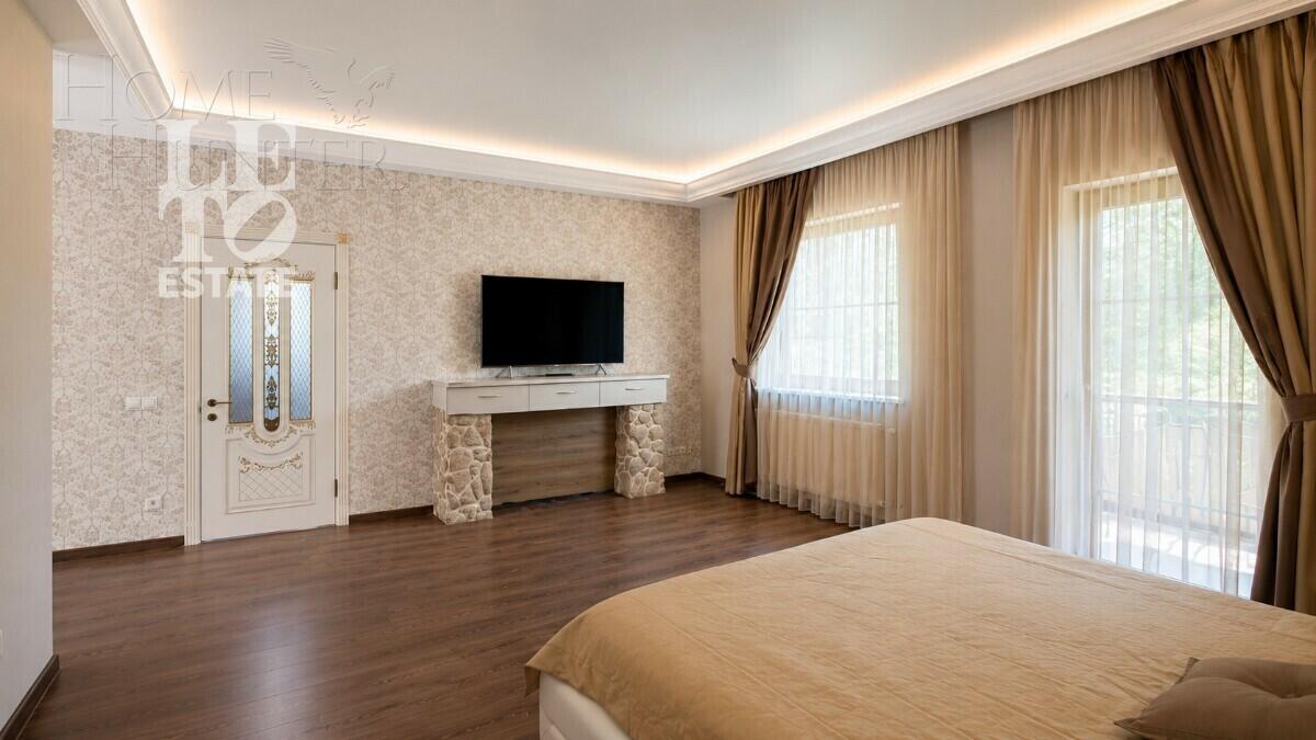 2-этажный коттедж 580 м² с отделкой
