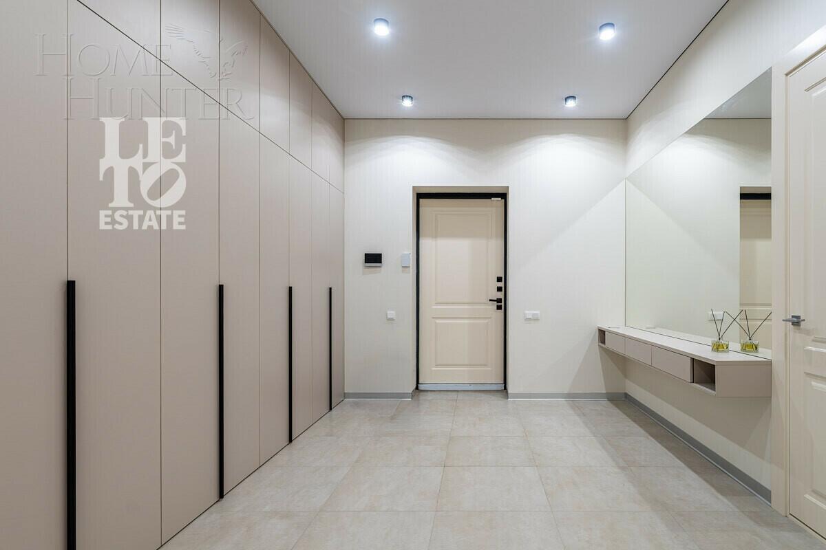 2-этажный коттедж 540.5 м² с отделкой