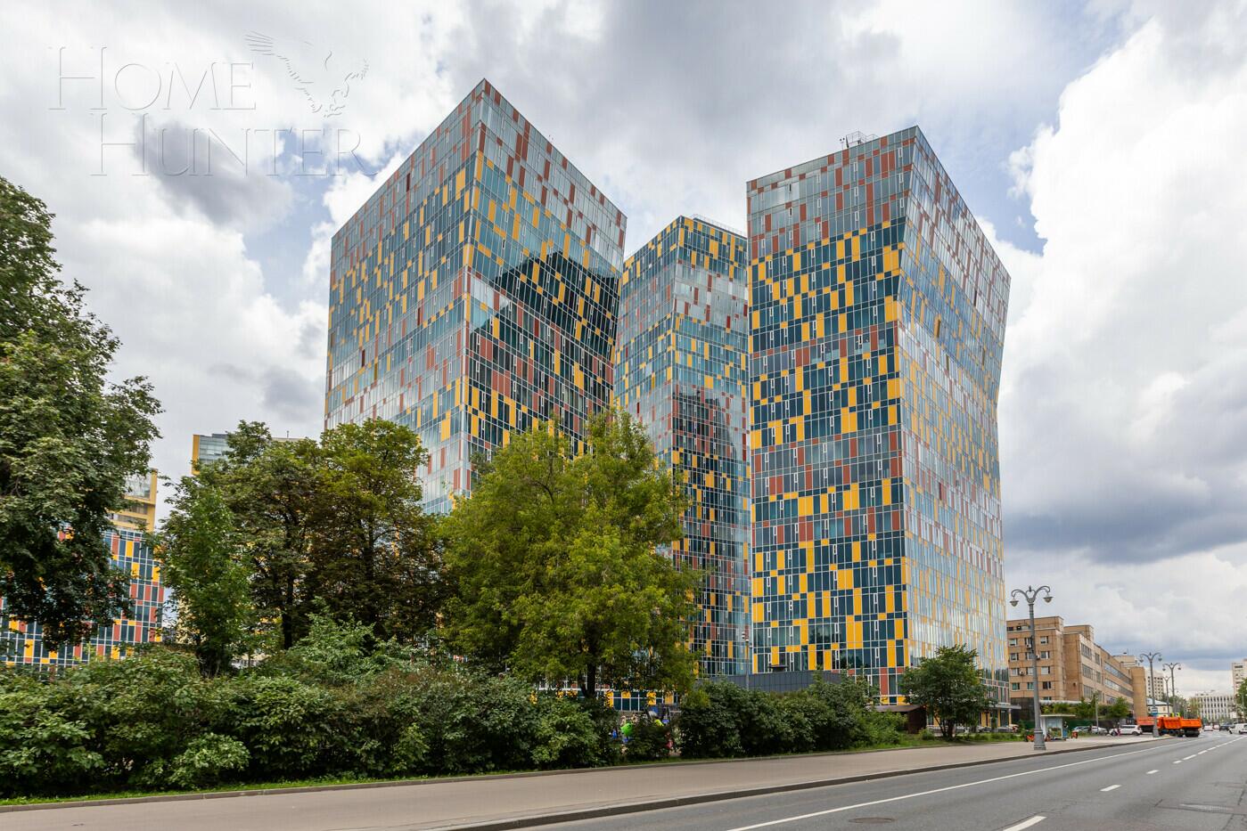 4-КОМН. КВАРТИРА С ОТДЕЛКОЙ 147.5 М² НА 25 ЭТАЖЕ