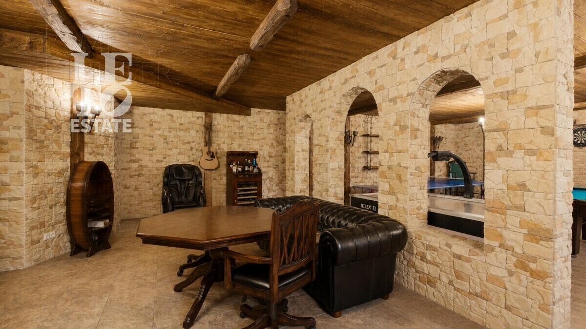 2-этажный коттедж 580 м² с отделкой
